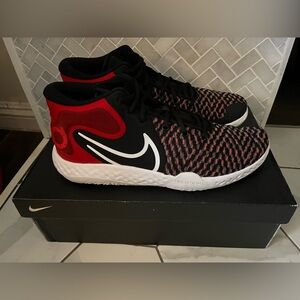 Nike Mens KD Trey 5 VIII Red and Black Sneakers